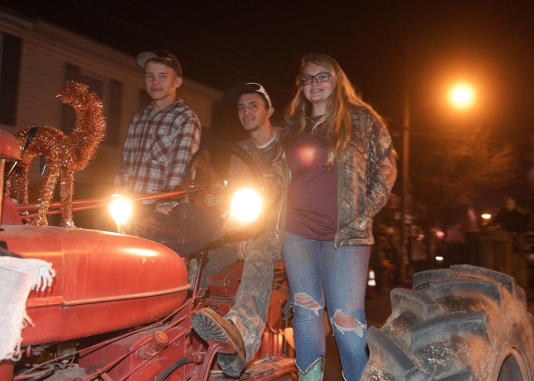 Newville Halloween Parade 41.JPG